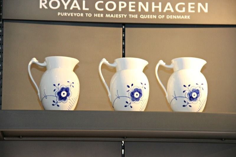 Royal Copenhagen, Célèbre Entreprise De Porcelaine Danoise