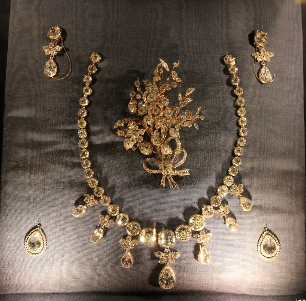 Parure Gioiello Dolly-Bijoux: Orecchini E Pendantif A Forma Di Orsetto Con Diamante Cz 13mm - Argento 925